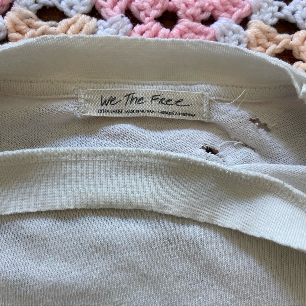 We The Free People Rubi Ivory Bone White Distressed Short Sleeve Tee T Shirt XL - Picture 12 of 13